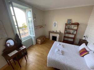 B&B / Chambres d'hotes La Houache Chambres d'Hotes : Chambre Double avec Salle de Bains Privative