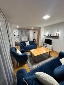 Teniska kuća - Mokro