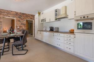 Villa Una, a charming villa surrounded by nature