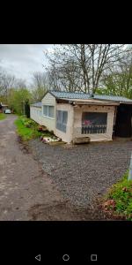Campings Charmant Mobil home style chalet : photos des chambres