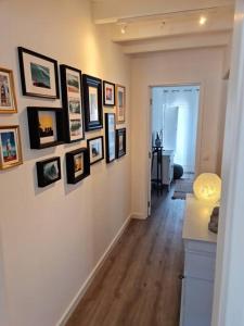 White Swell By Sítio da Nazaré