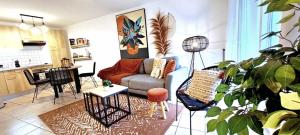 Appartements Terracotta Home-by So'SerenityHome-balcon : photos des chambres