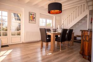 ty michel, Swimming pool access to beaches and sh