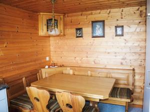 Apartment Panoramablick by Interhome