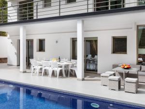 Villa Palmbeach by Interhome