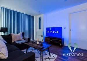 Stylish 2BDR Apartment By Vista Stays Short Lets & Serviced Accommodation Manchester With Pool Table & Free WiFi Near Manchester City