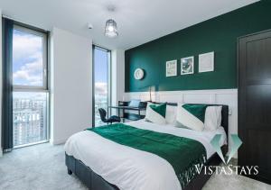 Stylish 2BDR Apartment By Vista Stays Short Lets & Serviced Accommodation Manchester With Pool Table & Free WiFi Near Manchester City
