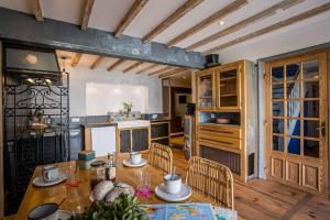 Maisons de vacances hjem Port Blanc A breathtaking setting facing th : photos des chambres