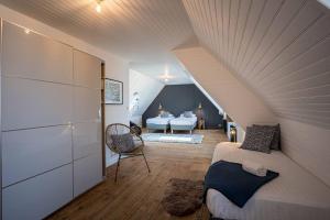 Maisons de vacances hjem Port Blanc A breathtaking setting facing th : photos des chambres
