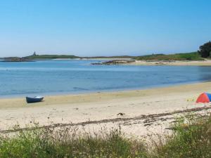 Maisons de vacances Jolie maison avec vue mer imprenable proche plage : photos des chambres