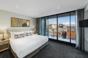 Oaks Adelaide Horizons Suites - Adelaide