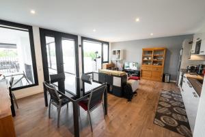 Appartements Spacious and bright nest with beautiful terrace : photos des chambres