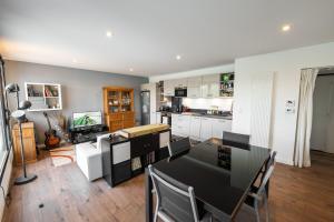 Appartements Spacious and bright nest with beautiful terrace : photos des chambres