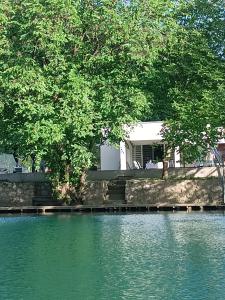 Holiday Home Racic - 4hvězdičkové hotely ve městě Bihać