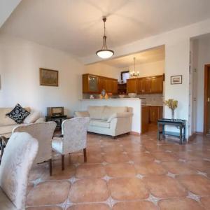 Sea Breeze Maisonette