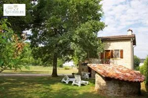 LA FLORDELINE classé 2 étoiles draps et serviettes non fournis - Bournazel