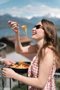 VILLA SANTANNA - ALBA by Curtiaffitti