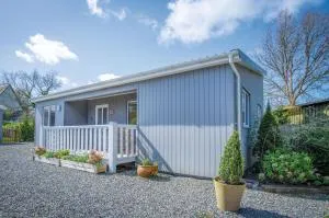 Skomer Lodge - 2 Bedroom Lodge - Manorbier - Hodgeston