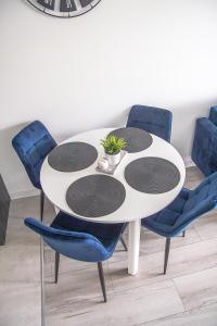 Al-Dom Apartamenty Kasprowicza 20C z basenem oraz siłownią