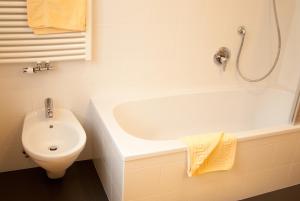 Apartamento con balcón