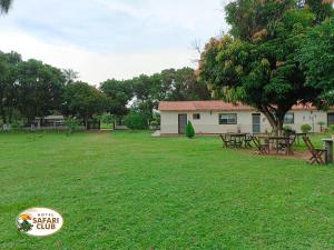 Hotel Safari Club Robore