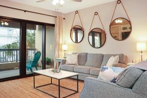 Club at Mexico Beach 1L Mermaids Retreat by Pristine Properties Vacation Rentals