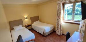 Twin Room with River View room in Hotel Casa do Tua