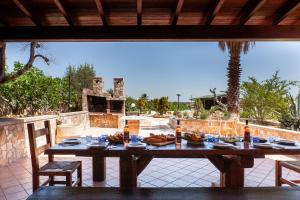 Villa piscina giardino recintato 5 camere WiFi barbecue Aria condizionata