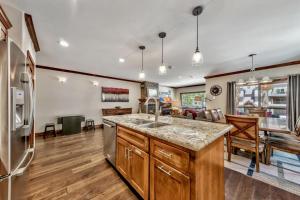 Tahoe Woods 701 at Stateline