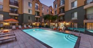Venice Marina Pool and Spa Luxury Condo
