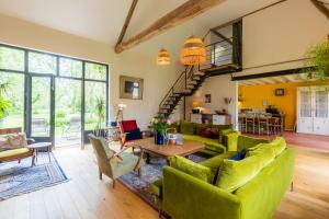 Maisons de vacances Maison Les Deux Ailes, Parc arbore, billard et wifi a 1h30 de Paris : photos des chambres