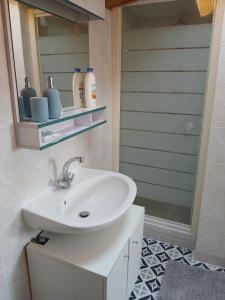 Appartements Studio neuf et equipe bord de mer : photos des chambres