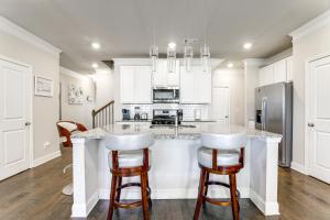 Lawrenceville Townhome with Community Pool Access!