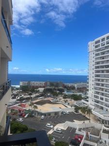 Cozy Ocean view 1 BDR APT, Club Paraiso