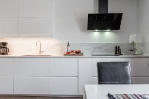 Guestly Homes - Spacious 5BR Villa with Sauna