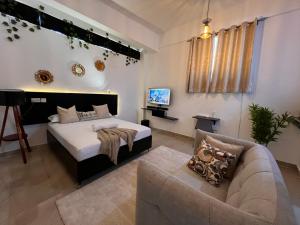 Unique Studiobedsitter apartment , Bamburi