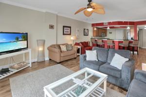 Paradise Shores 310 by Pristine Properties Vacation Rentals