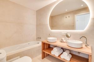 Renovated Apartment - with Sea View!