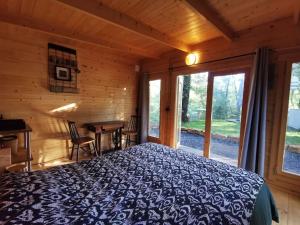 Cabanon dans un écrin de verdure