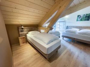 Maisons de vacances Les Gites de La Miellerie des Combes 5 etoiles : photos des chambres
