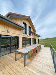 Maisons de vacances Les Gites de La Miellerie des Combes 5 etoiles : Maison 5 Chambres