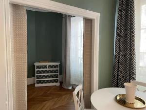 Top Apartment T3 Élysées Paris