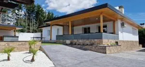 Chalet Oasis, Piscina, Barbacoa, Jardin, Amigos, Familia, Grupos, Casa, Villa - Valdilecha