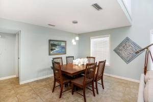 Sharkeys by Pristine Properties Vacation Rentals