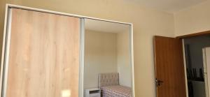 Apartamento mobiliado com vista da linda Serra Mantiqueira