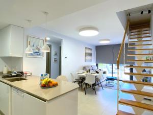 Impresionante y lujoso ático en Flamenca!