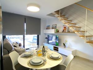 Impresionante y lujoso ático en Flamenca!