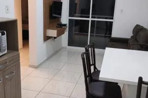 Apto centro próx celeiro Italia 2 quartos - 沙佩科