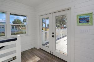Carolines Cottage by Pristine Properties Vacation Rentals
