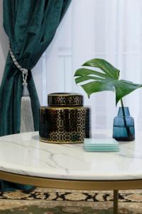 VAQUAY Mon Tresor In Melbourne CBD